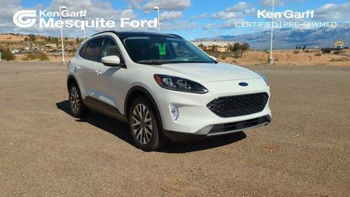 2022 Ford Escape Titanium