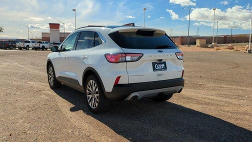 2022 Ford Escape Titanium