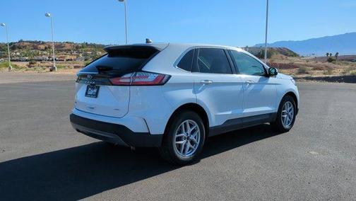 Oxford White 2024 Ford Edge SEL