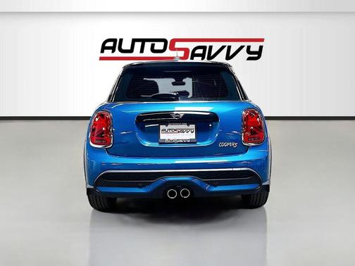 Island Blue Metallic 2022 MINI Hardtop Cooper S