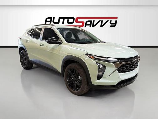 Cacti Green 2025 Chevrolet Trax FWD ACTIV