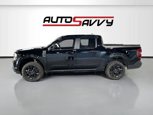 SHADOW BLACK 2024 Ford Maverick Lariat