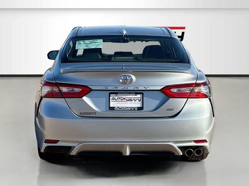 Celestial Silver Metallic 2020 Toyota Camry SE