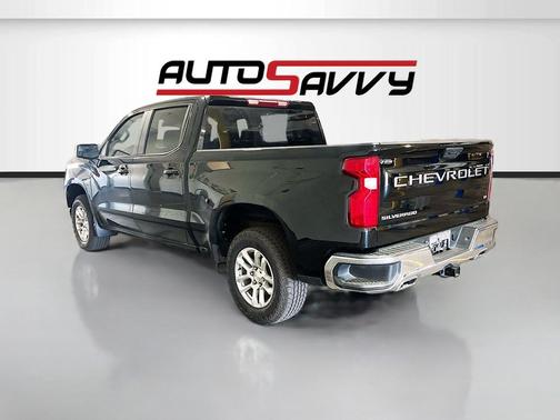 Black 2025 Chevrolet Silverado 1500 LT
