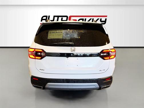 2024 Honda Pilot Elite