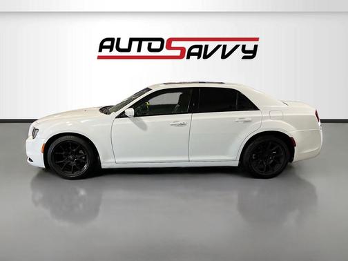 Bright White Clearcoat 2023 Chrysler 300 S