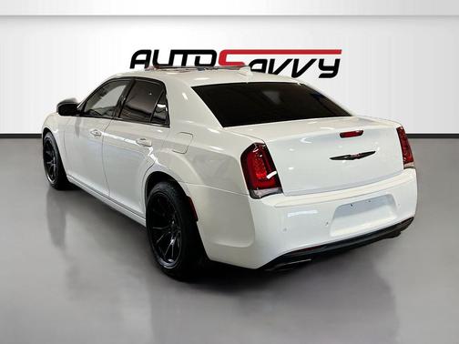 Bright White Clearcoat 2023 Chrysler 300 S