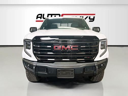 Summit White 2025 GMC Sierra 1500 AT4X