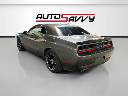 Granite Pearlcoat 2021 Dodge Challenger R/T Scat Pack