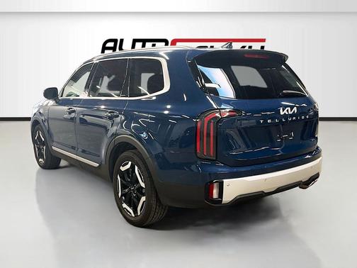 Midnight Lake Blue 2024 Kia Telluride EX