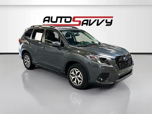 2024 Subaru Forester Premium