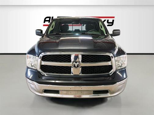2020 RAM 1500 Classic SLT