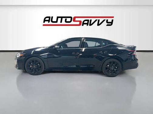 Super Black 2023 Nissan Maxima SR Xtronic CVT