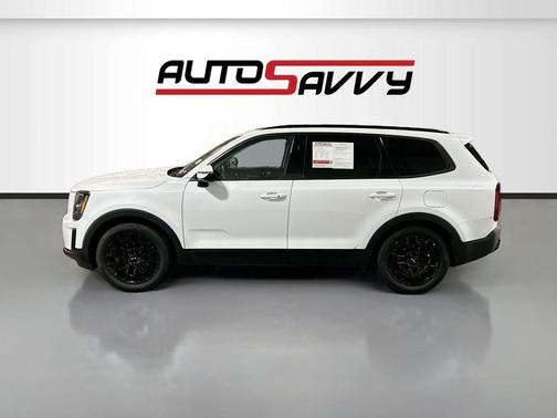 Glacial White Pearl 2022 Kia Telluride SX