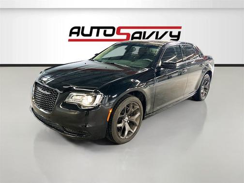 2023 Chrysler 300 Touring
