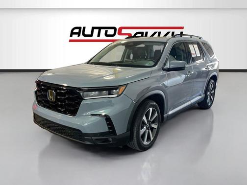 Gray 2024 Honda Pilot Touring 8-Passenger