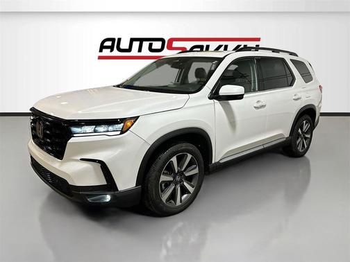 2025 Honda Pilot Touring 8-Passenger