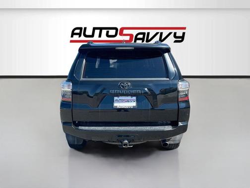 Midnight Black Metallic 2021 Toyota 4Runner SR5 Premium