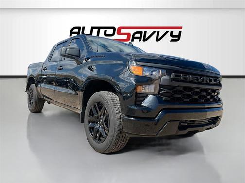 2025 Chevrolet Silverado 1500 Custom