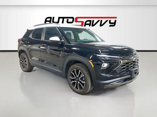 Mosaic Black Metallic 2024 Chevrolet Trailblazer ACTIV