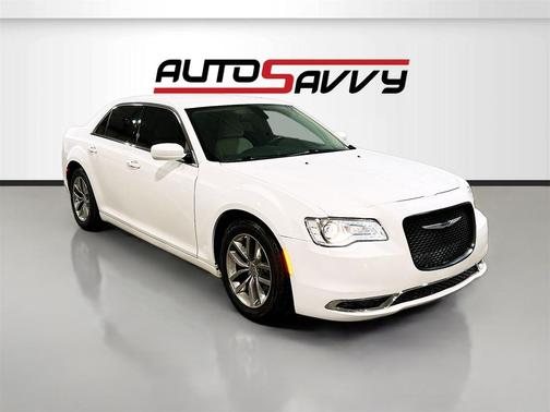 2016 Chrysler 300 Limited