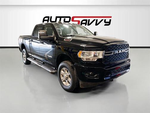 2023 RAM 2500 Big Horn Crew Cab 4x4 6'4' Box