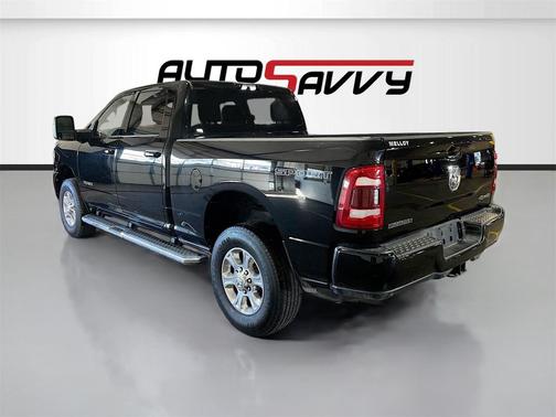 2023 RAM 2500 Big Horn Crew Cab 4x4 6'4' Box