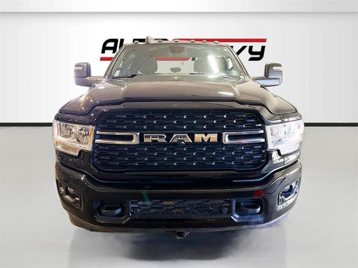 2023 RAM 2500 Big Horn Crew Cab 4x4 6'4' Box