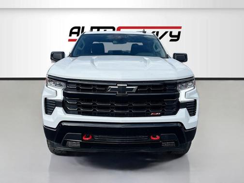 Summit White 2024 Chevrolet Silverado 1500 LT Trail Boss