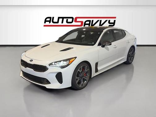 Snow White Pearl 2021 Kia Stinger GT2