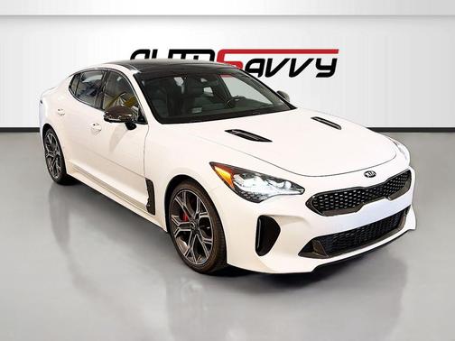Snow White Pearl 2021 Kia Stinger GT2
