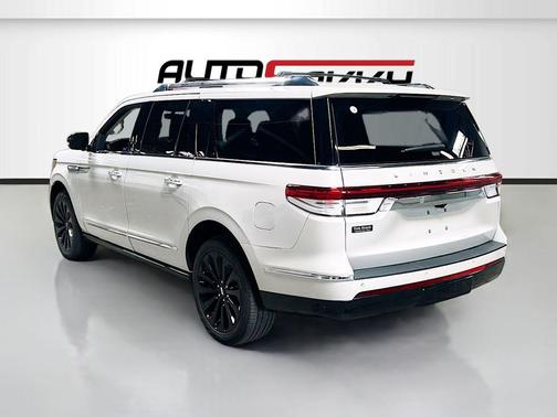 CERAMIC PEARL MET 3C 2024 Lincoln Navigator Reserve