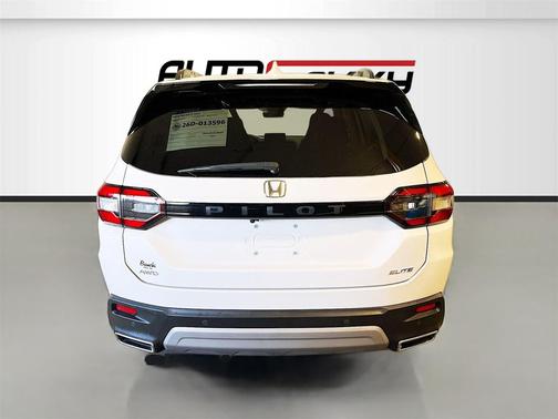 2025 Honda Pilot Elite