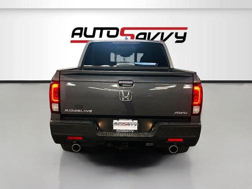 Gray 2023 Honda Ridgeline RTL-E