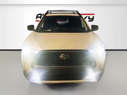 2025 Toyota Corolla Cross XLE
