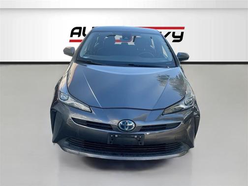 2022 Toyota Prius L