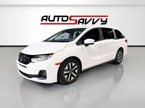 Platinum White Pearl 2025 Honda Odyssey EX-L