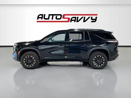 Mosaic Black Metallic 2025 Chevrolet Traverse AWD Z71