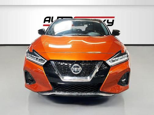 Sunset Drift Chromaflair 2021 Nissan Maxima 3.5 SR