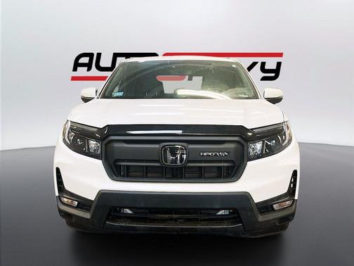 Platinum White Pearl 2023 Honda Passport AWD EX-L