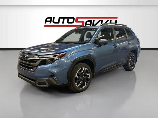 Horizon Blue Pearl 2025 Subaru Forester Limited