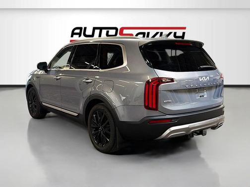 Everlasting Silver 2022 Kia Telluride SX