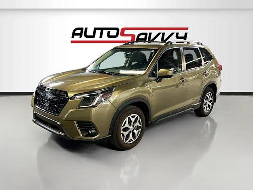 Autumn Green Metallic 2023 Subaru Forester Premium