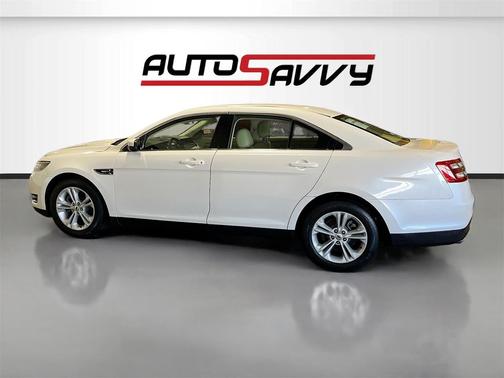 2018 Ford Taurus SEL