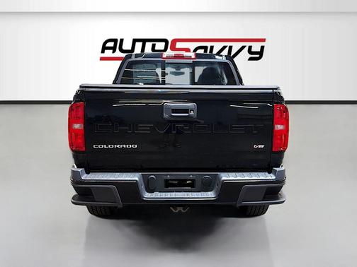 Black 2022 Chevrolet Colorado LT