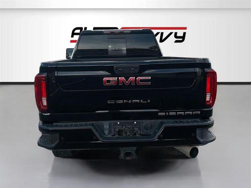 2023 GMC Sierra 2500 Denali