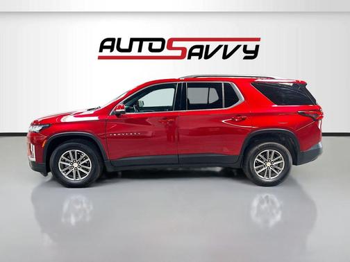 Radiant Red Tintcoat 2023 Chevrolet Traverse LT Cloth