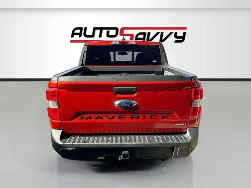 HOT PEPPER RED TC METALLIC 2024 Ford Maverick Lariat