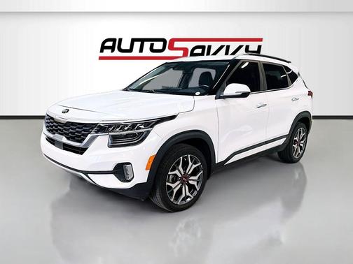 Snow White Pearl 2021 Kia Seltos SX Turbo