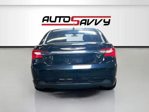 Black Clearcoat 2013 Chrysler 200 Touring